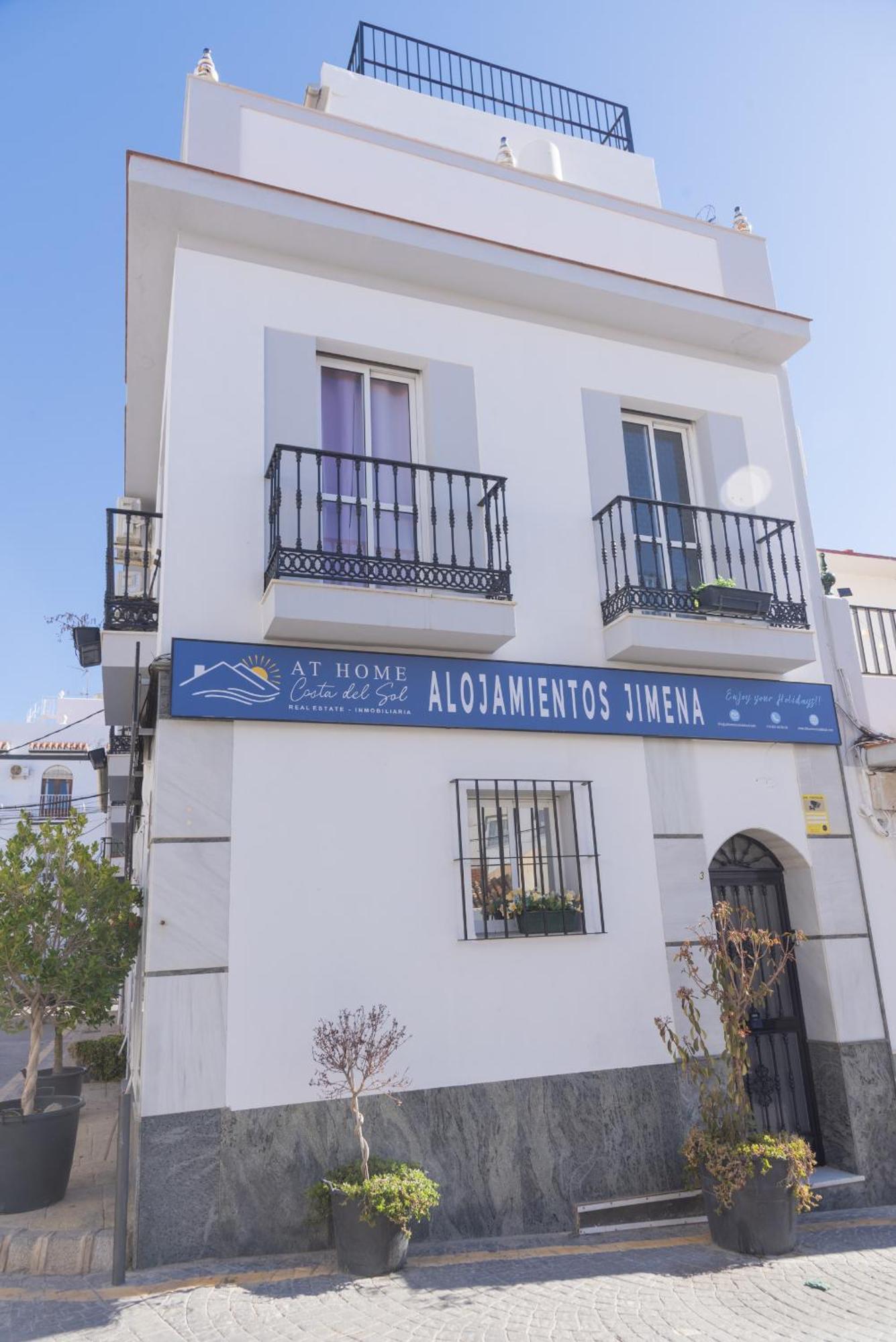 Estudio Jimena Carabeo En El Centro De Nerja Luaran gambar